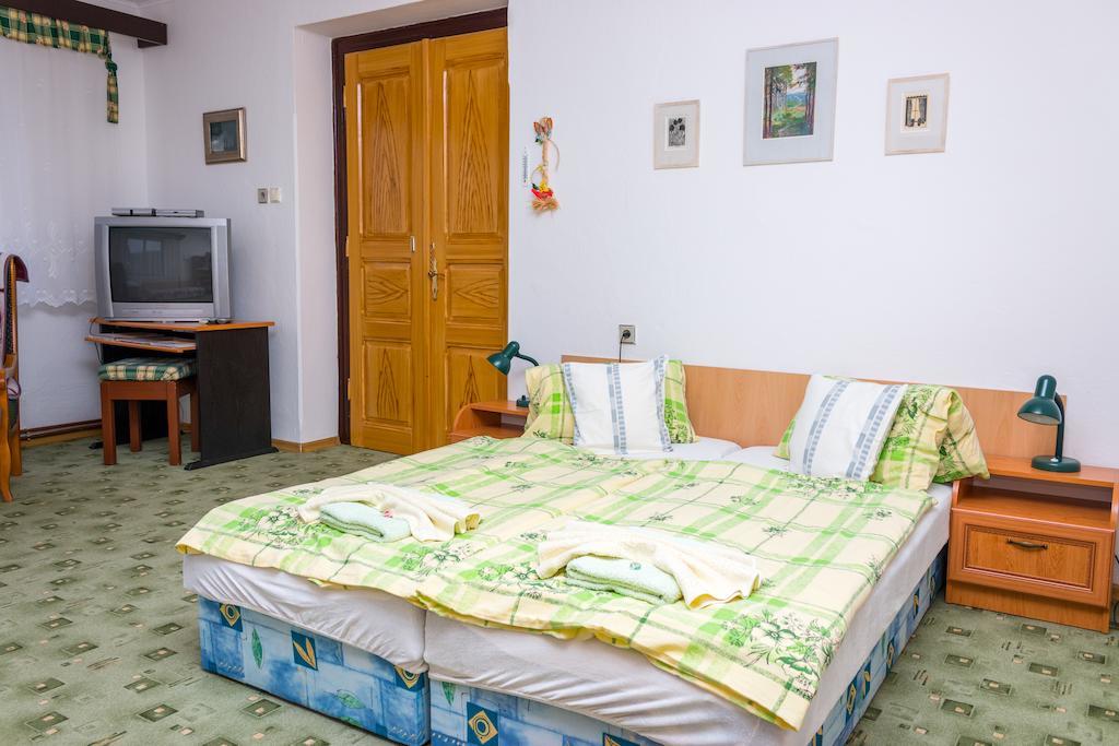 Pension U Josefa Kostalov Rum bild